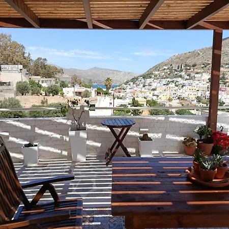 아파트 Angelo Waves, Luxery In Platanos, Leros